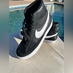 Nike Black Blazers Kids